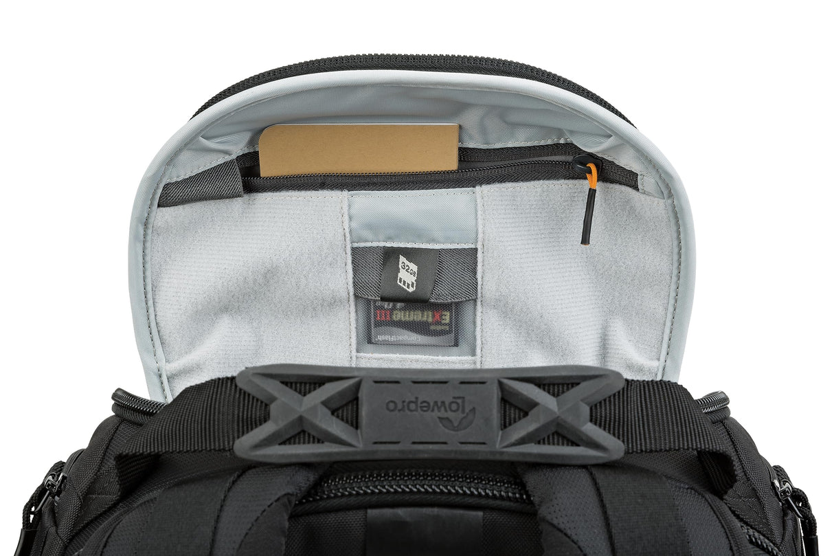 Lowepro Element MII Camera, Trípode de viaje de aluminio con cabezal de bola para cámaras compactas, CSC, DSLR y mochila ProTactic 450AW II para cámaras profesionales, drones, creadores de contenido
