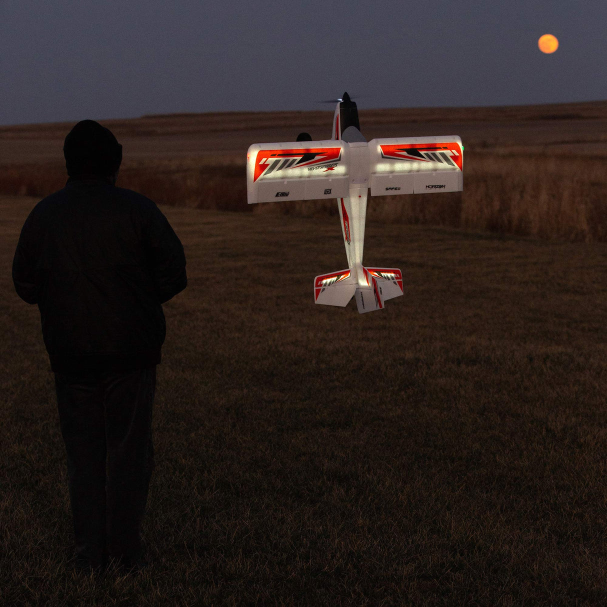 E-Flite Avión RC Noche Madera X 1,2 m BNF Basic (transmisor, batería y Cargador no incluidos) con AS3X y Safe Select, EFL13850
