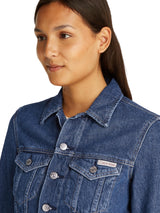 Calvin Klein Cazadora vaquera Mujer Cropped 90'S Denim Trucker con bolsillos en el pecho, Azul (Denim Medium), S