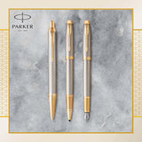 PARKER IM, pluma estilográfica de color plateado cálido Premium, con plumín fino y recambio de tinta azul (1931684)