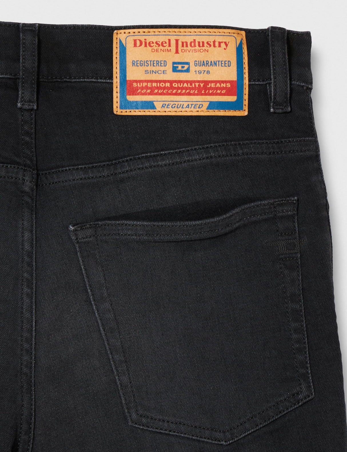 Diesel 2005 D-fining, Jeans Hombre, 02-09h32, 30W / 32L