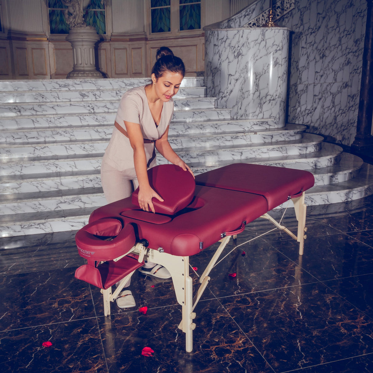 Master Massage Eva Mobil - Tumbona de masaje para embarazadas, plegable, madera, con pecho y abdomen, 76 cm, color burdeos