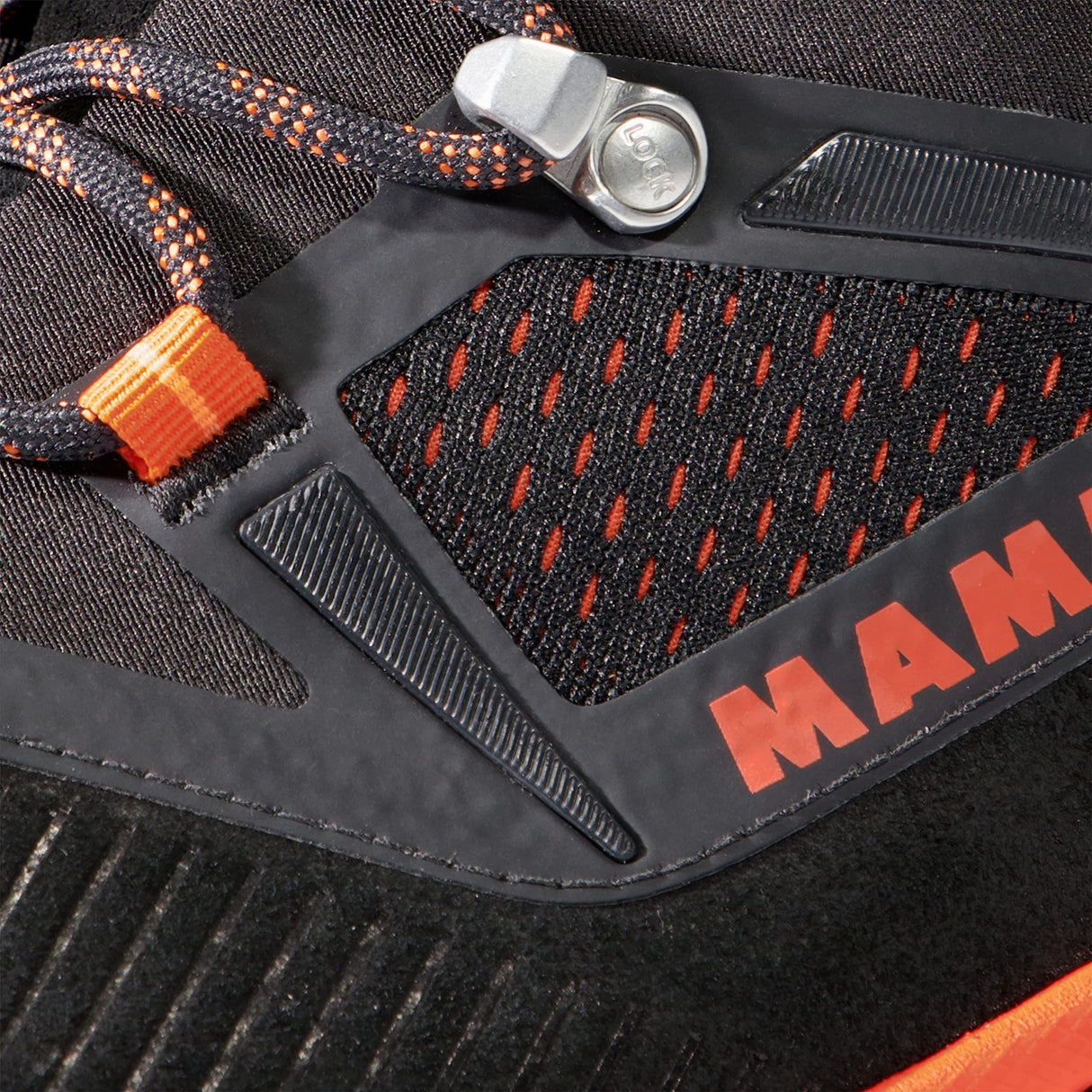 Mammut Sapuen High GTX Hombre Negro-Rojo Vivo 8.5
