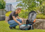 Gardena caseta para robots cortacésped: garaje para segadora, protección contra el sol y la lluvia para el robot y la estación de carga (15020-20)