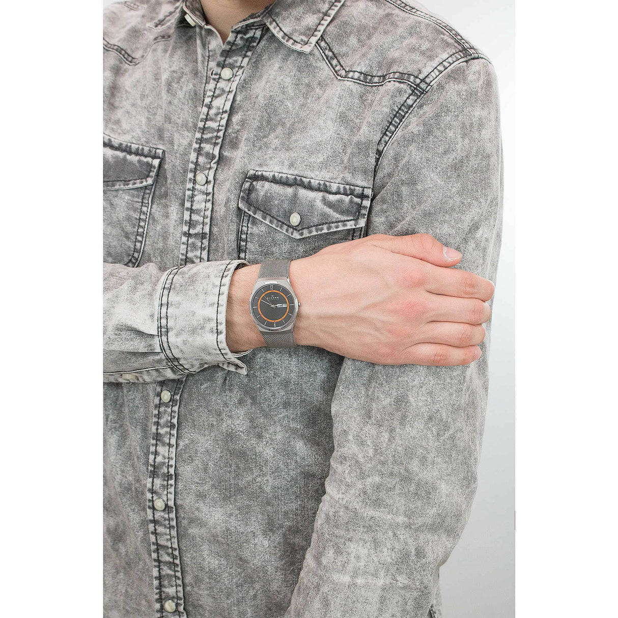Skagen Melbye reloj para hombre, movimiento de cuarzo con correa de acero o piel, Gris y naranja, 40MM