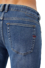 Diesel 1979 Sleenker L.32 Pantaloni Denim DSL Men, Color 01, Talla 31
