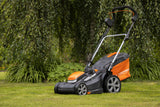 Yard Force - Potente cortacésped con batería de 20 V | 2 baterías de Iones de Litio de 2,5 Ah | 34 cm de Ancho de Corte | Tecnología de Carga rápida | Ajuste de Altura de Corte de 25-75 mm | Saco