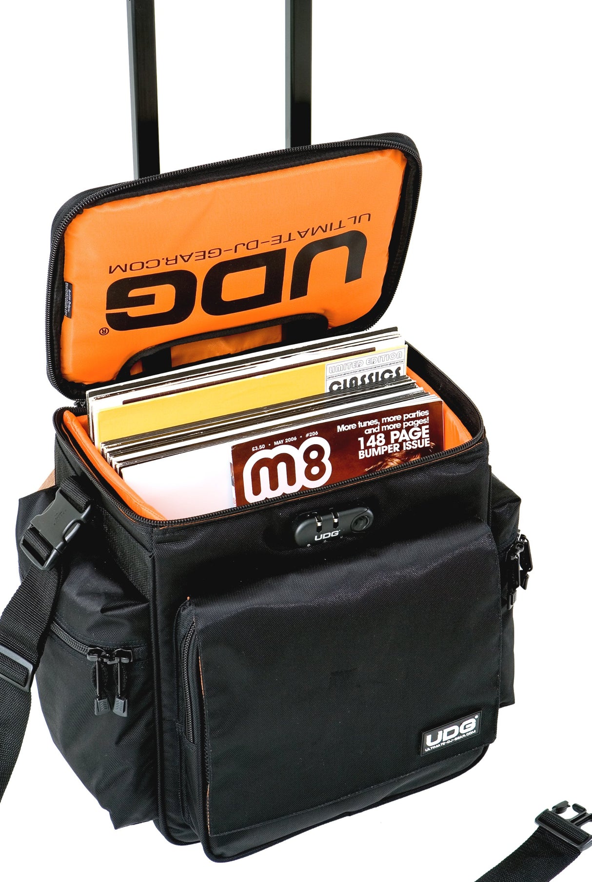 UDG U9981BL/OR Deluxe - Maletín con ruedas para dj (interior de color naranja), color negro
