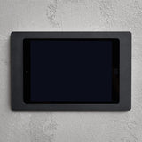 Displine Companion - Soporte de Pared antirrobo Compatible con iPad de 10,2", Color Negro