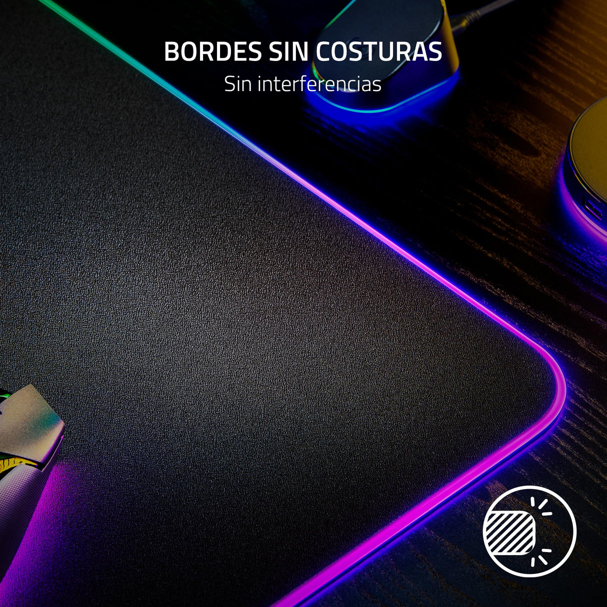 Razer Strider Chroma - Strider Chroma - Hybrid Mouse Mat with Chroma RGB