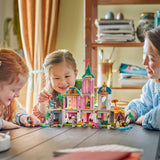 LEGO | Disney Castillo de Las Princesas y Mascotas Reales - Juguete Modular Detallado - Mini Muñecas de Rapulzel, Ariel, Vaiana, Jasmine y Mulán y Animales - Regalo para Niñas de 6+ Años 43267
