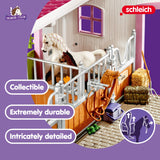 Schleich 42344 Horse Club Establo con Jinete y Caballos, Juego de 97 Piezas con 2 Figuras de Caballos, Figura del Jinete y Muchos Accesorios, Juguete para niños a Partir de 5 años