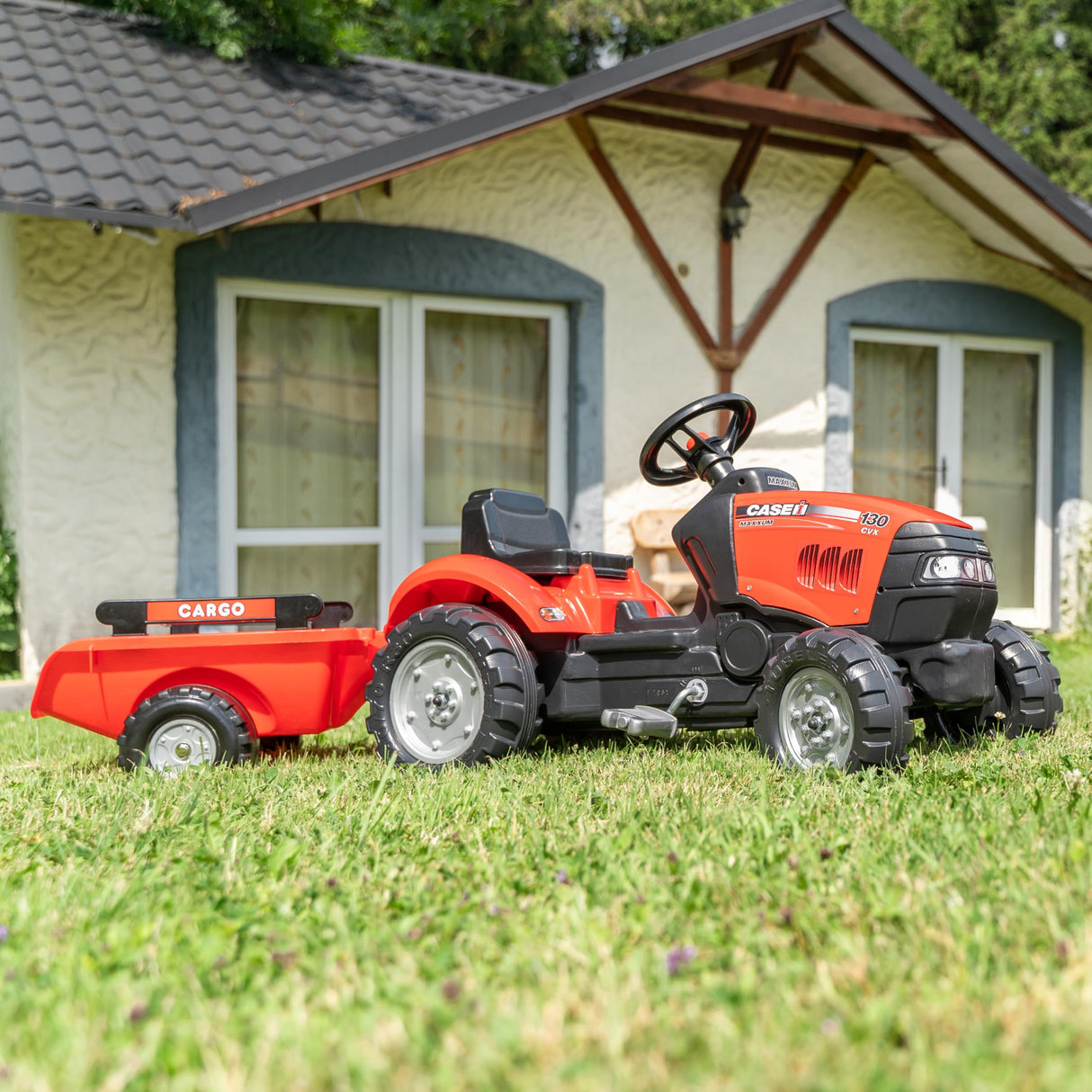 Falk 961B - Tractor a Pedales con Remolque, Color Rojo