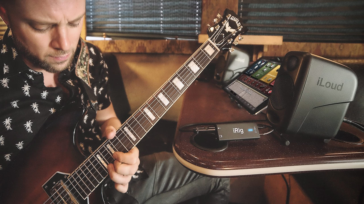 IK Multimedia iRig HD 2 - Interfaz audio, Sonido Profesional de 96kHz, funciones listas para escenario, rockea en todas partes con tu iPhone, iPad o Mac/PC - Negro
