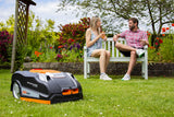 YARD FORCE Robot cortacésped NX100i de hasta 1000 m². Robot cortacésped autopropulsado con control por aplicación, sensor iRadar, programación multizona, panel de control LCD con teclado numérico.