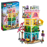LEGO Friends Centro Comunitario de Heartlake City de Juguete - Set Modular con 5 Plantas, 6 Mini Muñecos, Figura de Perro y Accesorios Creativos - Regalo de Cumpleaños para Niñas de 9+ Años 41748