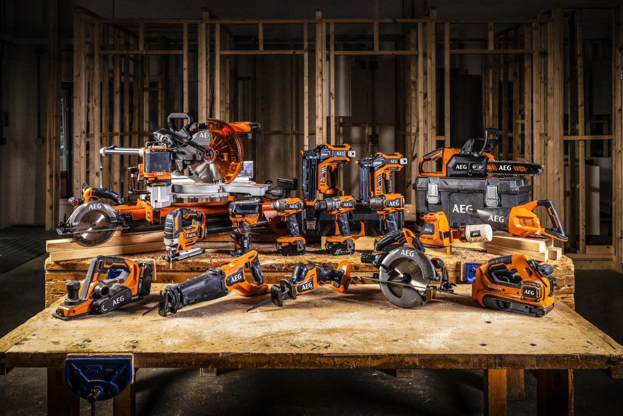 AEG BST18BSBL-0 - Sierra de calar (mango SUBCOMPACT, 18 V, BRUSHLESS, carrera de hoja 25,4 mm, 0 a 3200 cps/min, 6 velocidades + función automática, (sin batería)