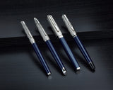 Waterman Carène pluma estilográfica | Metalizada y lacada en azul | Capuchón labrado | Plumín mediano de 18 K | Tinta azul | Estuche de regalo
