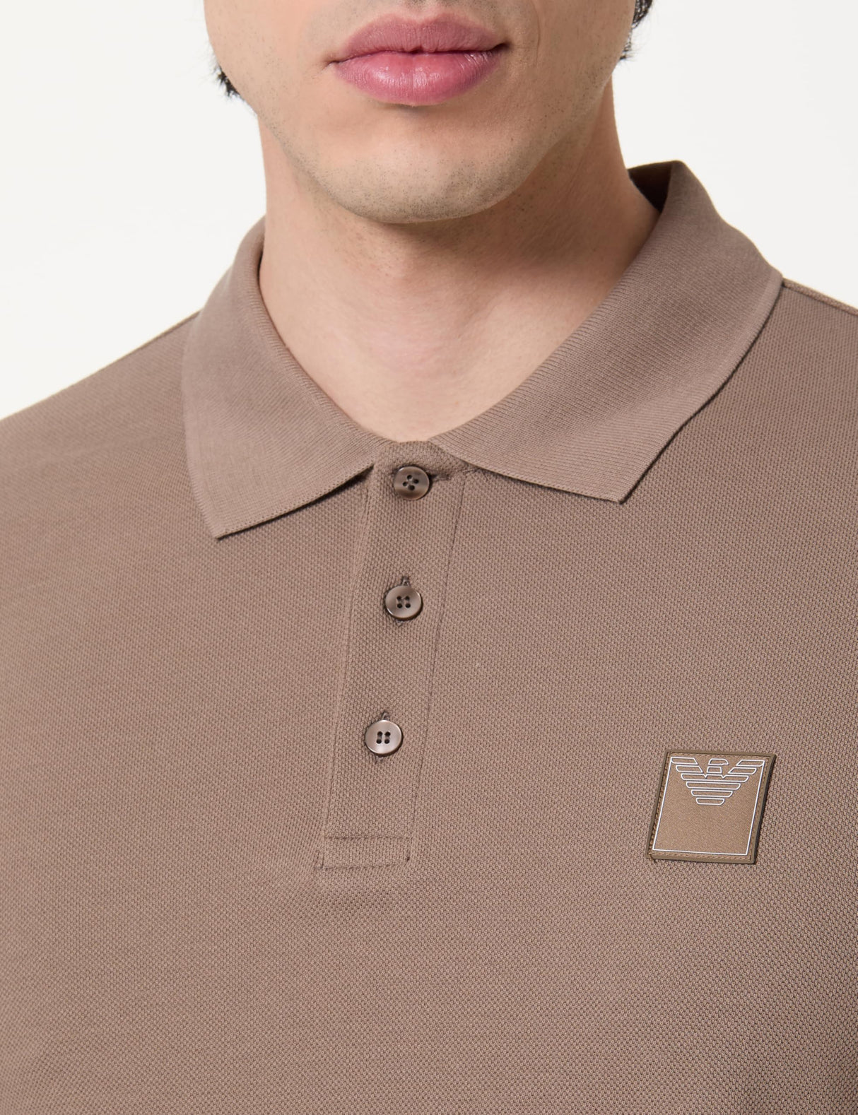 EMPORIO ARMANI Satin Label Polo Beachwear Camiseta, Nogal, XL para Hombre