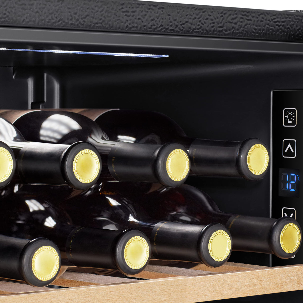 Hisense RW12D4NWG0 - Vinoteca 93 Litros G-Class 30 botellas, Puerta Reversible,Total No Frost [Clase de eficiencia energética G]