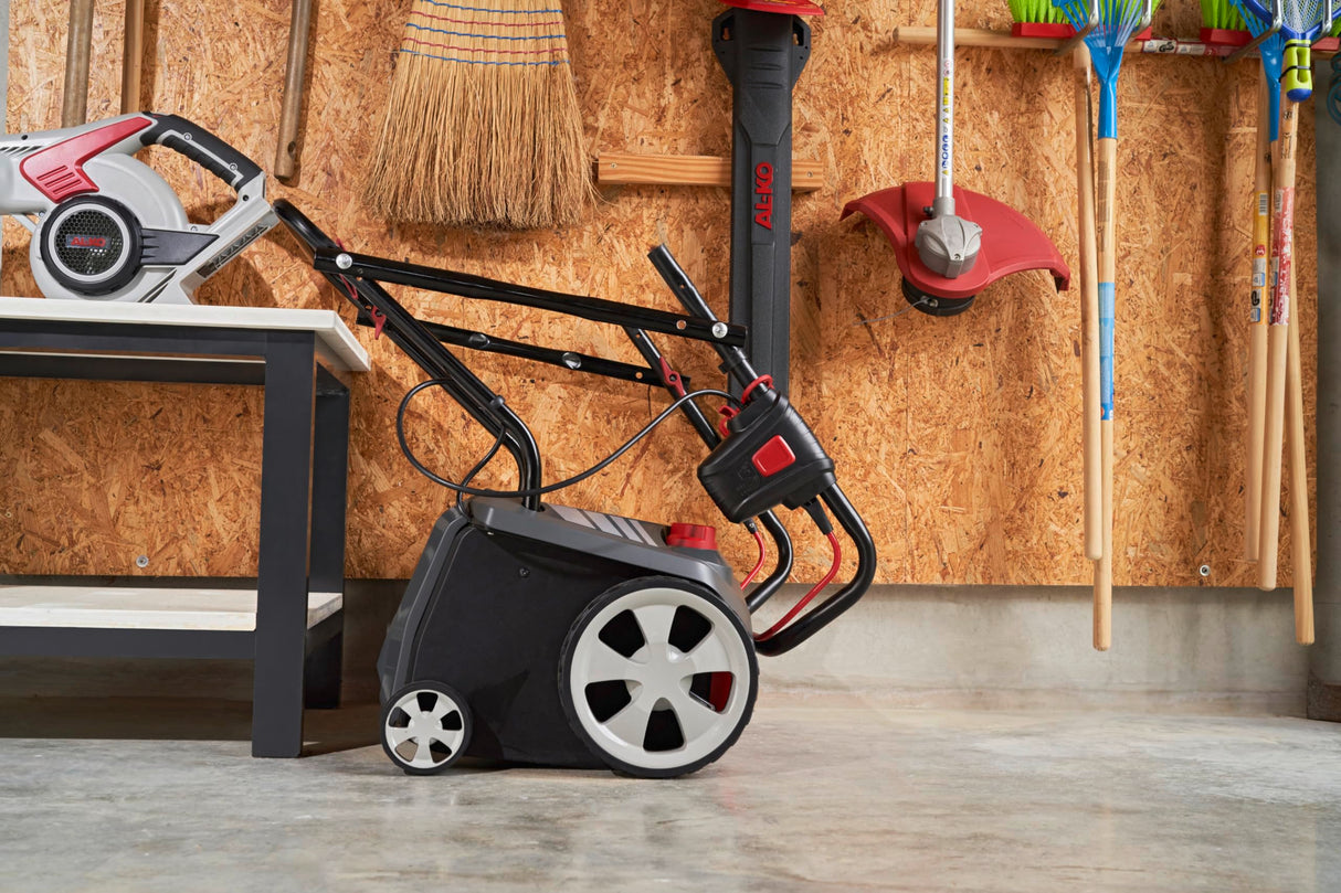 AL-KO Escarificador eléctrico 38.4 E Combi Care, Potencia del Motor de 1400 W, Ancho de Trabajo de 38 cm, Incluye Saco de 55 L, para césped de hasta 800 m²