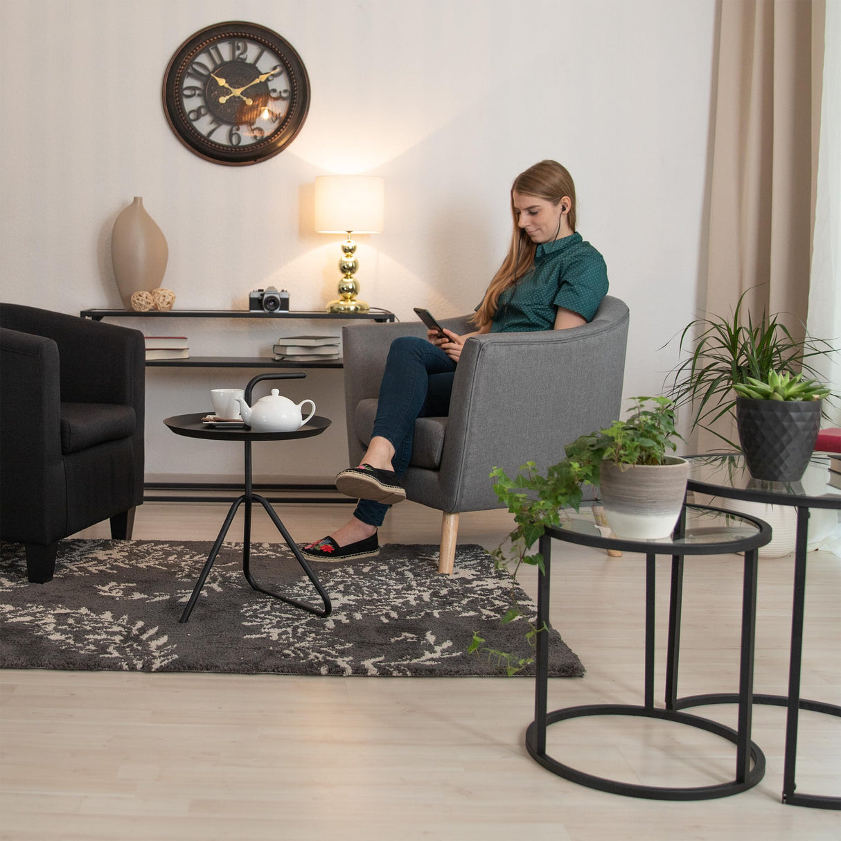 Relaxdays Lámpara de Mesa, Set 2, Base Metálica y Pantalla Tela, E27, 50x25, Lamparita Noche, Dormitorio, Blanco/Dorado, 50% Hierro