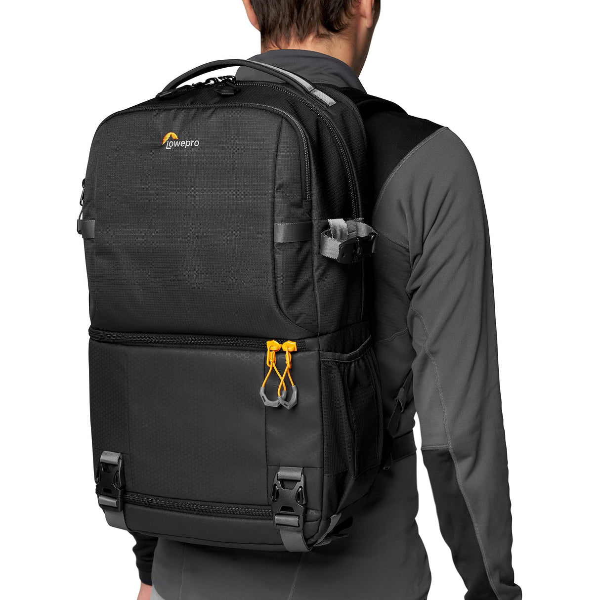 Lowepro Fastpack BP 250 AW III - Mochila para Cámara Refelx DSLR Sin Espejo, con Acceso QuickDoor, Compartimento Para Portátil de 13”, Para Cámaras Nikon D850, 300D Ripstop, Color Negro