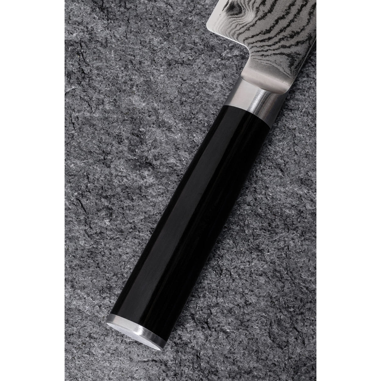 KAI Shun Classic Cuchillo japonés para carne de 18 cm de longitud de hoja - Cuchillo de Damasco de 32 capas con núcleo VG MAX - 61 (±1) HRC - Mango de madera de Pakka - Hecho en Japón