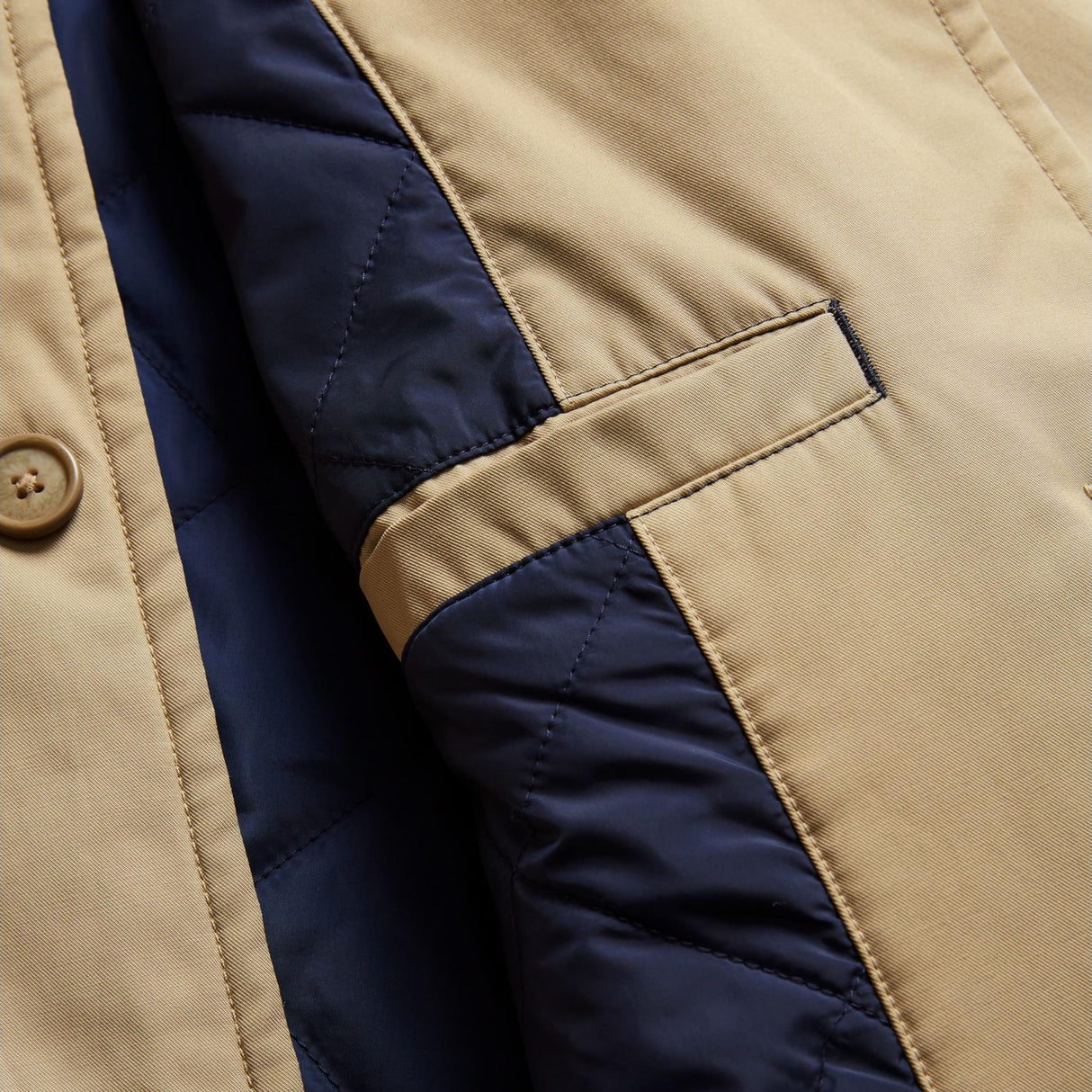 Levi's Alma Filled Trench Coat Chaquetas para hombre, True Chino, L
