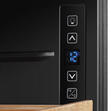 Hisense RW12D4NWG0 - Vinoteca 93 Litros G-Class 30 botellas, Puerta Reversible,Total No Frost [Clase de eficiencia energética G]