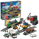 LEGO City Tren de Mercancías con Vehículo Teledirigido - Camión de Juguete, Carretilla Elevadora, 32 Piezas de Vía y & Minifiguras - Regalo para Niños y Niñas de 6+ Años 60198