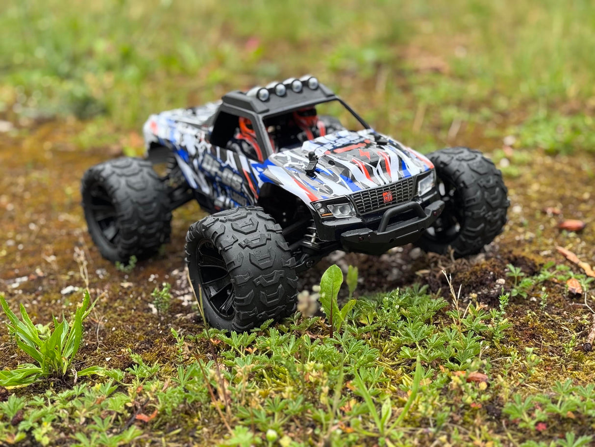 DF Models DF06 Light Truck RTR (Largo x Ancho x Alto 31 x 23,5 x 14 cm, Aprox. 1000 g, Escala 1:14, hasta 40 km/h rápido, a Partir de 14 años, Incluye batería y Cable de Carga USB, Coche teledirigido