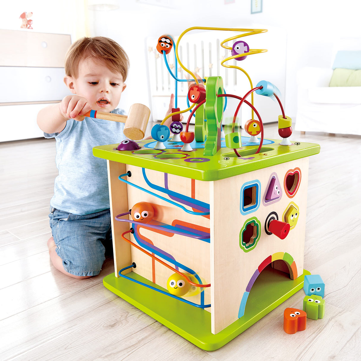 Hape Cubo de Juego de Bichitos del Campo | Rompecabezas de Aprendizaje de Madera, Centro de Actividades de 5 Caras