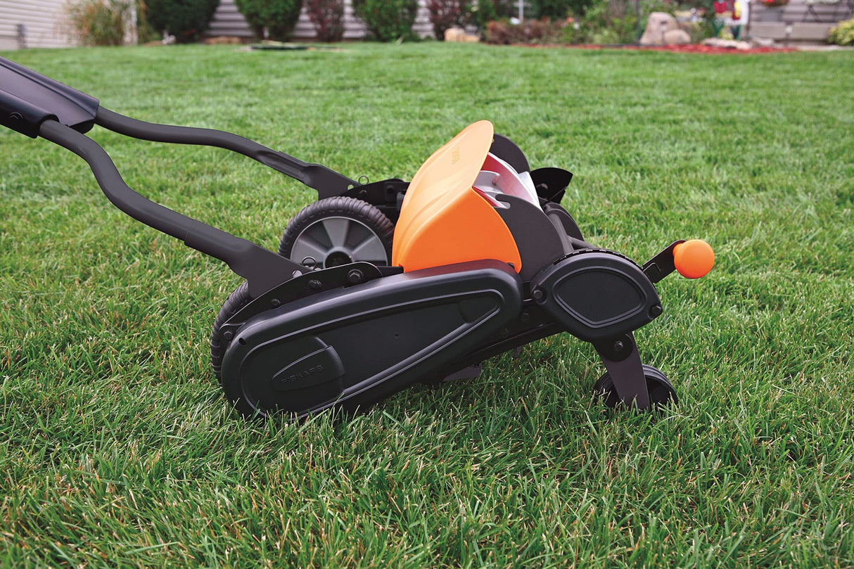 Fiskars Cortacésped StaySharp Max, Cortacésped con sistema de corte sin contacto, Ancho de corte: 46 cm, Negro/Naranja/Plata, 1000591