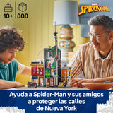 LEGO ǀ Marvel Spider-Man vs. Oscorp - Juguete Interactivo con Moto, 8 Minifiguras Inc. Miles Morales, Duende Verde y Spider-Woman - Regalo de Superhéroes para Niños de 10+ Años y Fans 76324