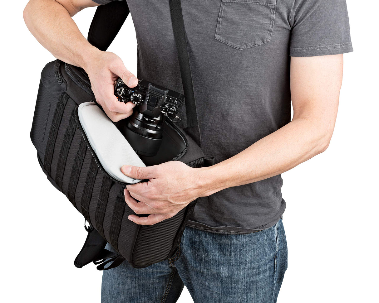 Lowepro ProTactic 350 AW II versión previa,Mochila Modular con Tejidos Reciclados para Macbook, Portátil hasta 13 pulg., para Cámara Profesional, CSC y Drones, LP37176-GRL, Negro