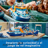 LEGO 60368 City Barco Explorador del Ártico, Barco Grande de Juguete Que Flota con Helicóptero, Sub, Naufragio Vikingo, Minifiguras y una Figura de Orca, Regalo para Niños y Niñas de 7 Años o Más