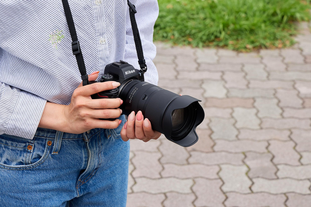 TAMRON 18-300 mm f/3.5-6.3 Di III-A VC VXD Compatible con Nikon Z