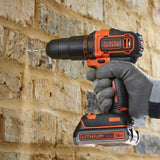 BLACK+DECKER COMBO KIT: Taladro Percutor 18V 10mm 40Nm + Mini-Amoladora 18V 125mm, Incluye: 2 baterías de Litio 2Ah, cargador, bolsa transporte, BCK24D2S-QW