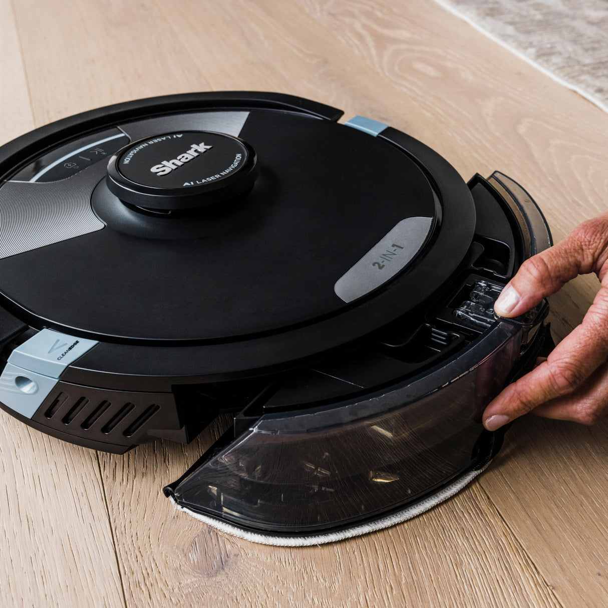 SHARK Robot Aspirador 2 en 1 ai Ultra [RV2600WDEU]: Potente Capacidad de succión, mopa sónica, Anti Hair Wrap, alfombras y Suelos Duros, aplicación por Wi-Fi
