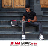 Akai Professional MPK Mini MK3 - Teclado Controlador MIDI USB de 25 Teclas con 8 Drum Pads, 8 Perillas, Software de Producción Musical y Native Instruments Sound Package (NKS Integration)