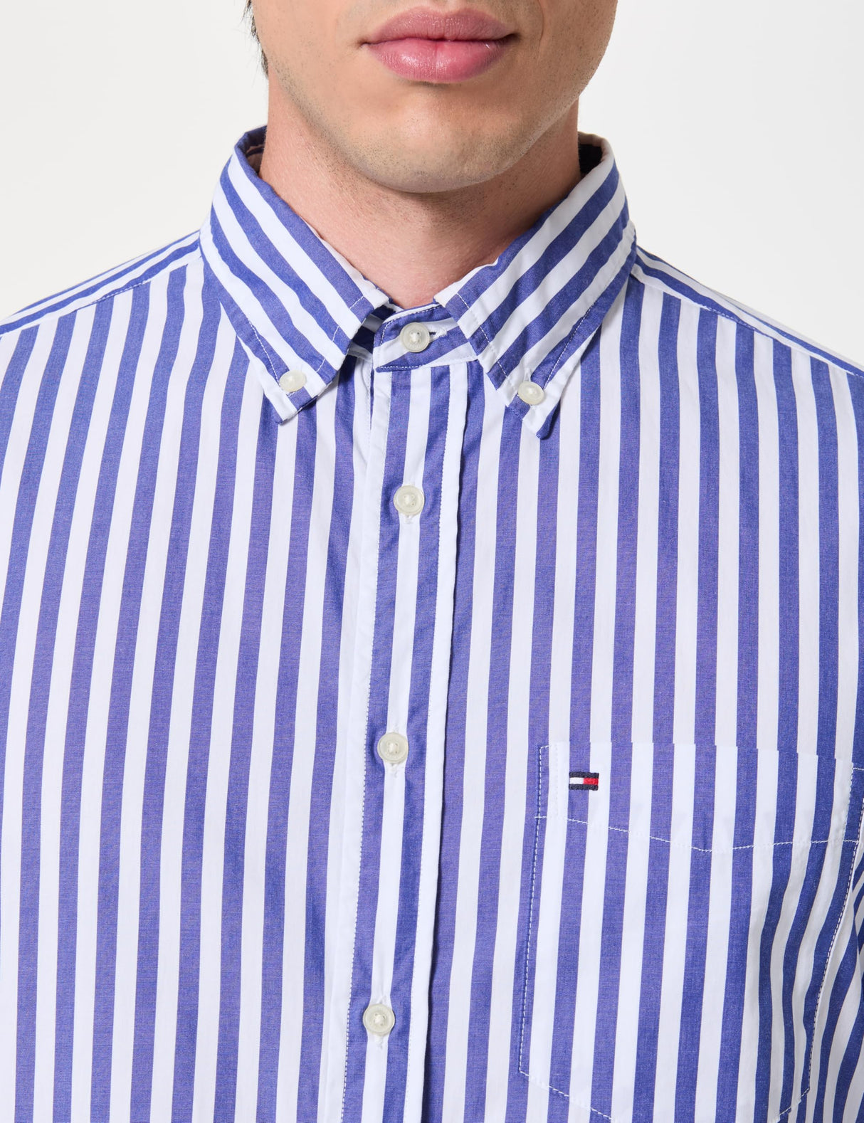Tommy Hilfiger Camisa Hombre Flex Poplin Bold Stripe con Bolsillo en el Pecho, Multicolor (Wedge Blue/Stripe), M