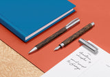 Faber-Castell Ambition Cocos 148171 - Pluma estilográfica, ancho F, incluye caja de regalo y convertidor