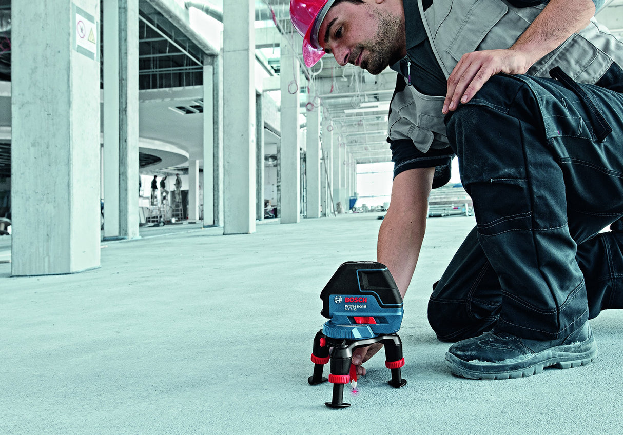 Bosch Professional Nivel láser GLL 3-50 (láser rojo, interior, alcance: 10 m, 4 pilas AA, soporte giratorio)